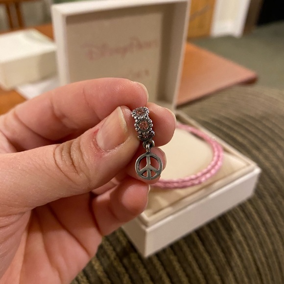 Pandora Peace Dangle Charm - Picture 3 of 4